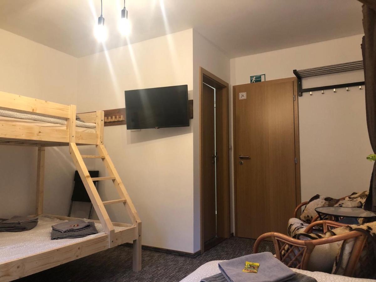 Hotel Wolf House Klinovec Loučná pod Klínovcem Exterior foto