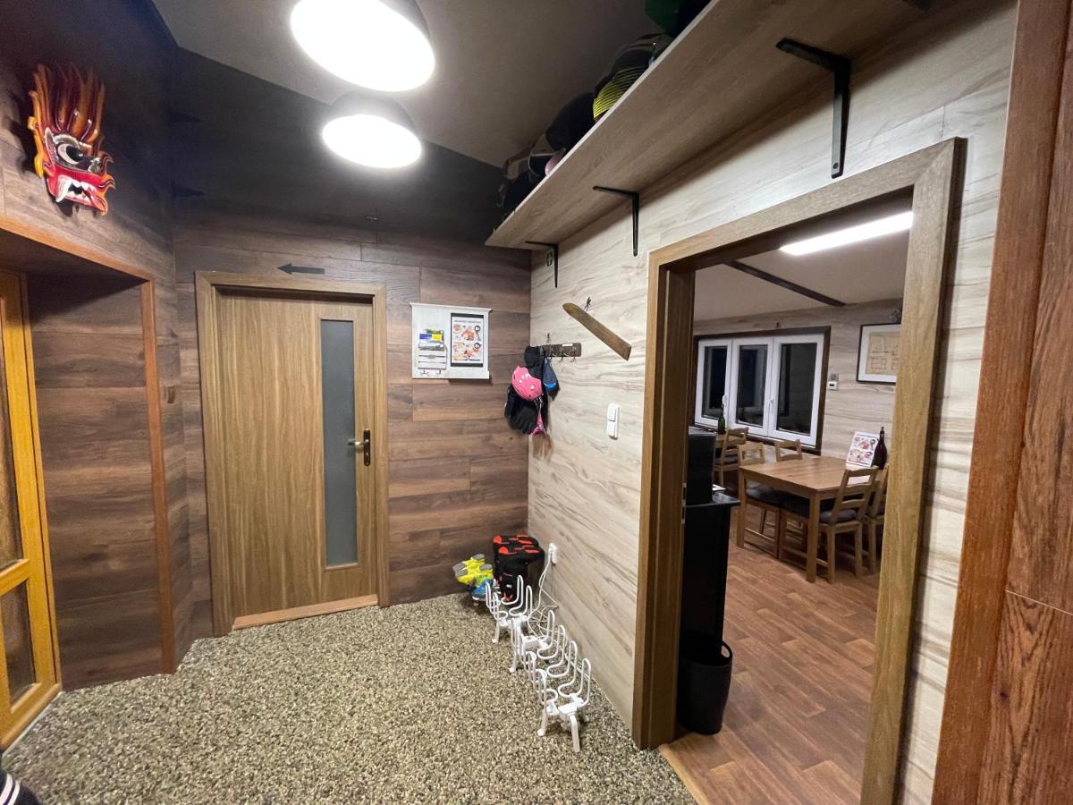 Hotel Wolf House Klinovec Loučná pod Klínovcem Exterior foto