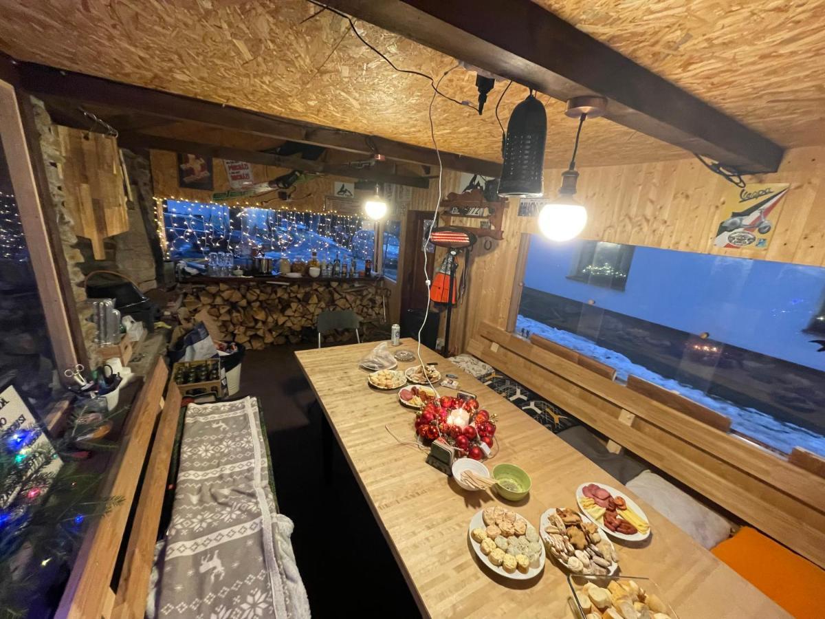 Hotel Wolf House Klinovec Loučná pod Klínovcem Exterior foto