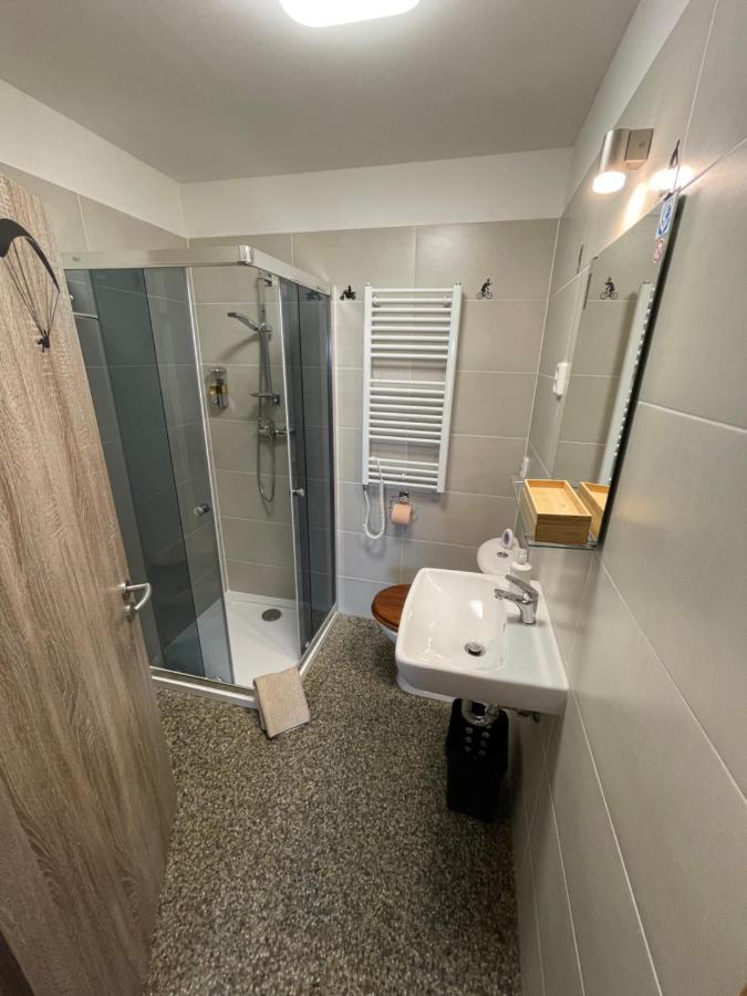 Hotel Wolf House Klinovec Loučná pod Klínovcem Exterior foto